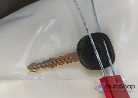 2004 Cadillac Escalade Standard z USA, uszkodzony, nr VIN 1GYEC63TX4R249133